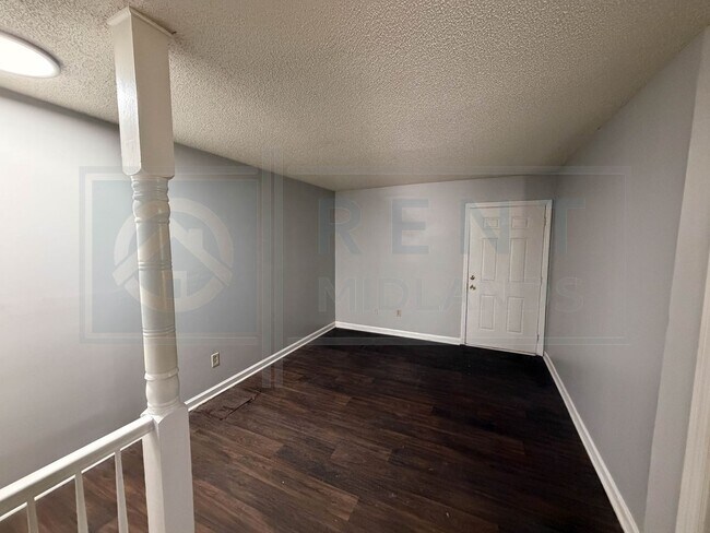 Building Photo - 1007 Piney Woods Rd