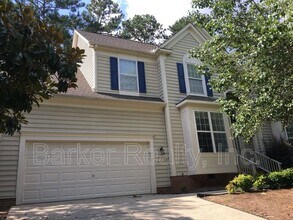 Building Photo - 2312 Colony Woods Dr