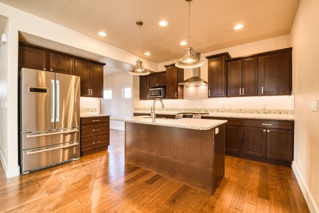 Building Photo - Custom Gold Hill Mesa 4-Bedroom Home on Co...
