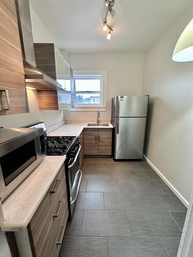 Photo - 1601 Park Ave Apartment