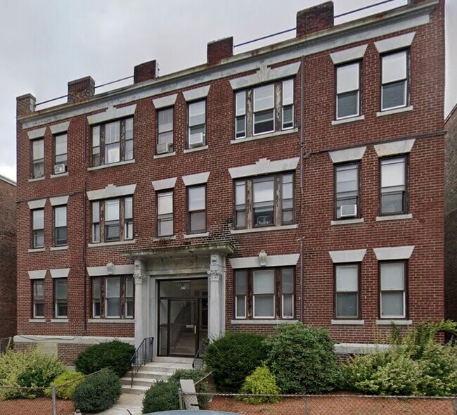 Building Photo - 47 Park Vale Ave