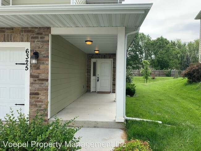 Foto del edificio - 6323-6325 Darnell St