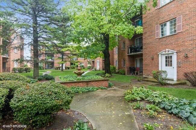 Building Photo - 7855 N Caldwell Ave
