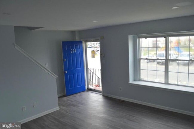 Building Photo - 274 Vincent Cir