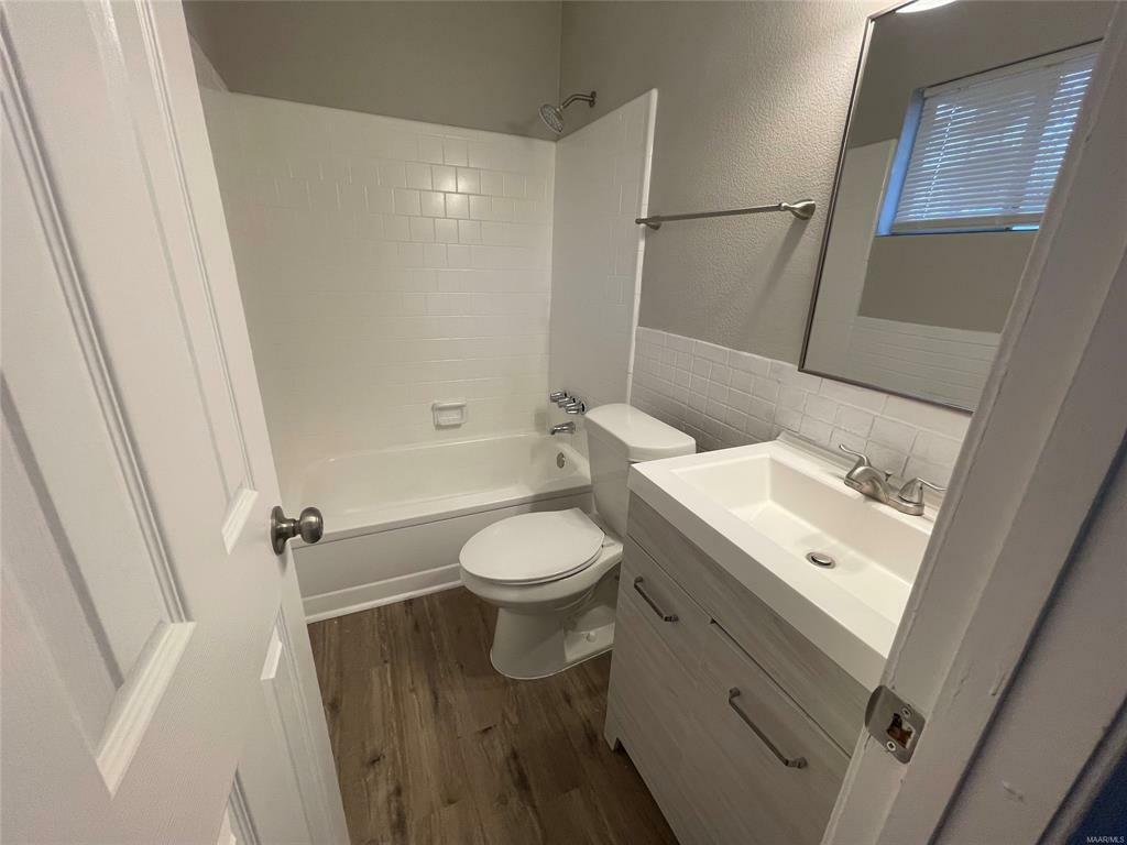 Foto del edificio - 6318 Xenia St
