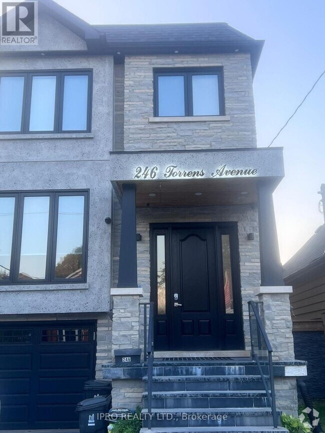 Building Photo - 246 Torrens Ave