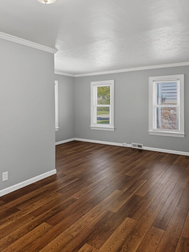 Building Photo - 1127 Lafayette Ave