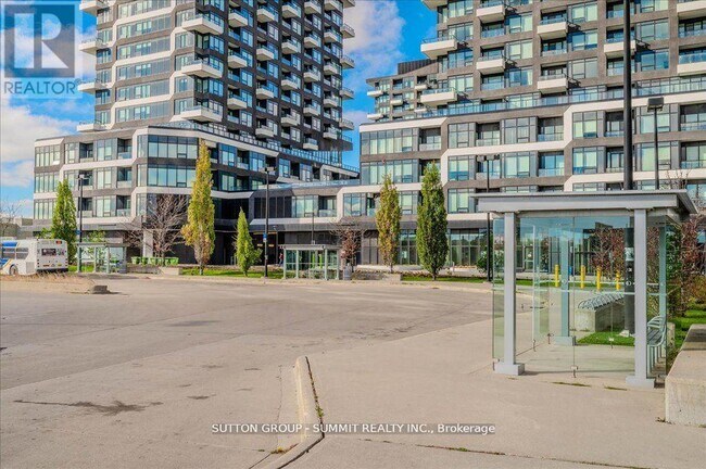 Photo du bâtiment - 297 Oak Walk Dr