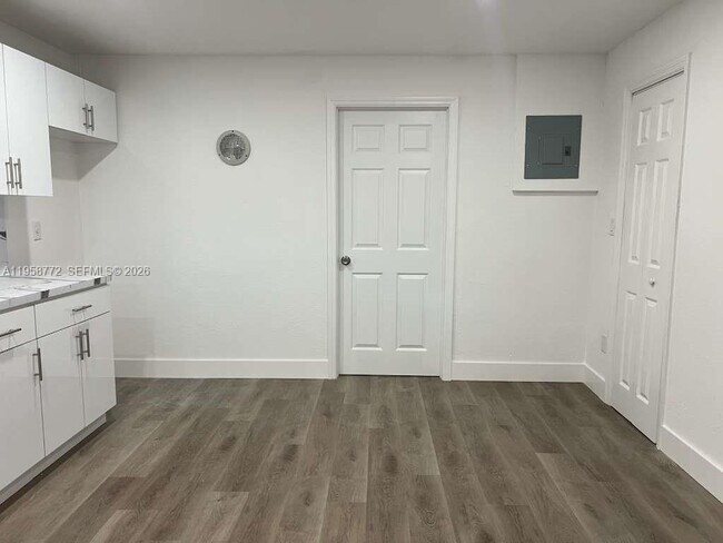 Foto del edificio - 1236 NW 4th Ave