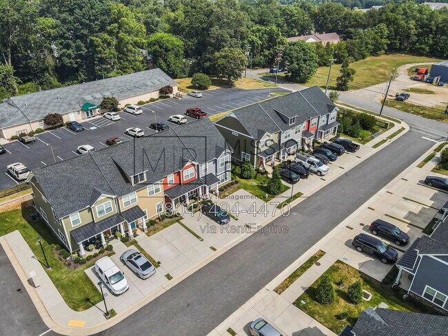 Foto del edificio - 4523 Josephine Ln