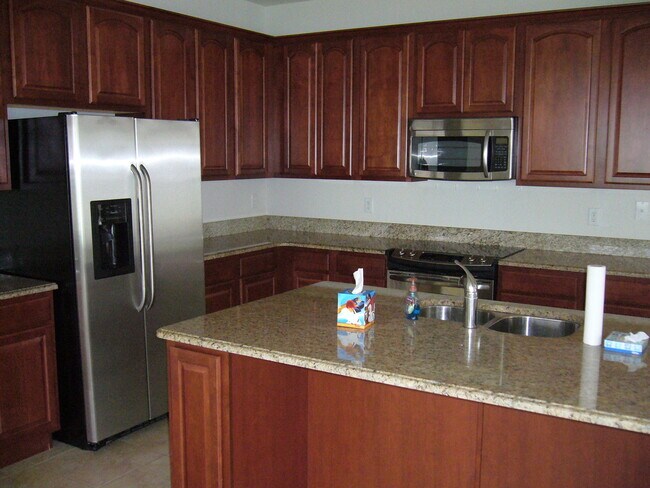 Foto del edificio - Beautiful 4 Bed and 3.5 bath home in Windermere