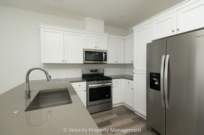 Foto del edificio - 3 Bedroom Townhome close to Hospital!