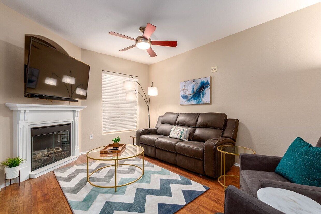 Foto principal - 14575 W Mountain View Blvd