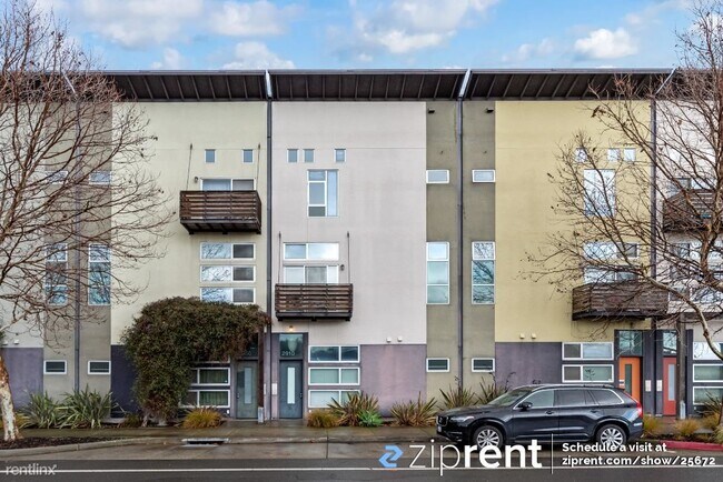 Foto del edificio - 2 br, 2 bath Townhome - 2910 Mandela Pkwy,...