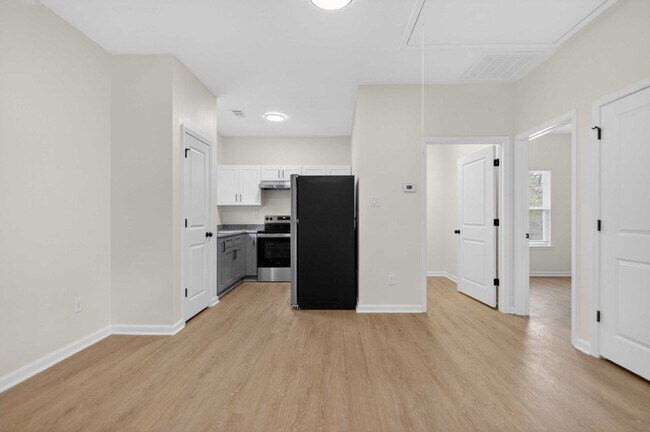 Foto del edificio - 2001-2003 Scotty Ct