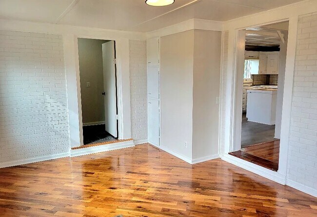 Foto del edificio - 5915 Ormondsville Rd