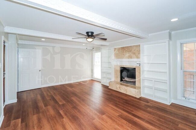Foto del edificio - 2369 Penbrook Pl