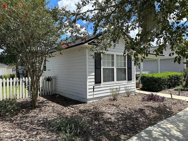 Foto del edificio - 3813 NW 27th St