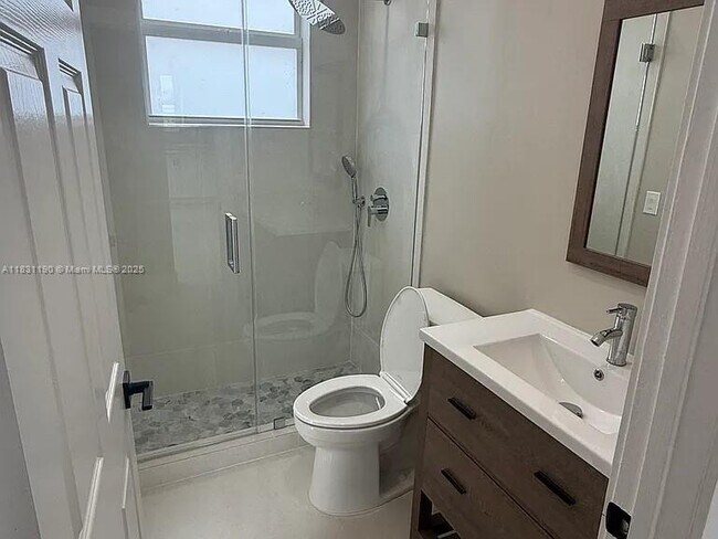 Building Photo - 12427 SW 121st Ave