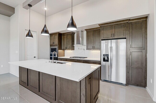 Foto del edificio - 828 Eltham Dr