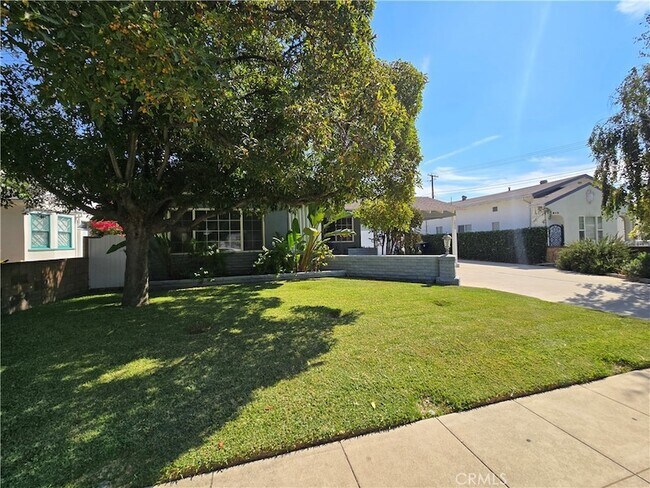 Foto del edificio - 1026 N Lamer St