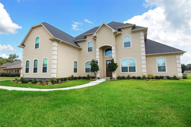 Building Photo - 323 Bentwood Dr