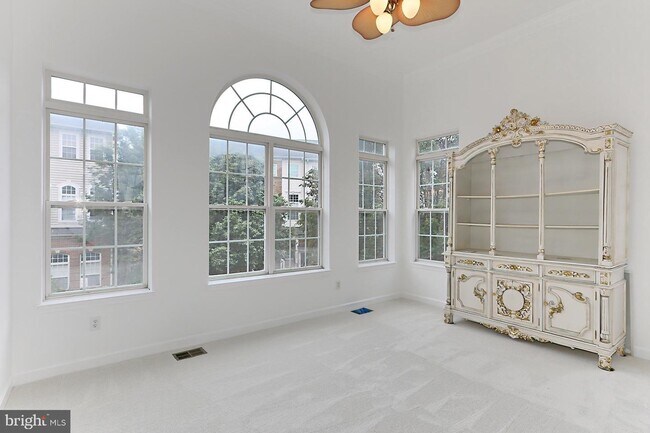 Foto del edificio - 42239 Black Rock Terrace