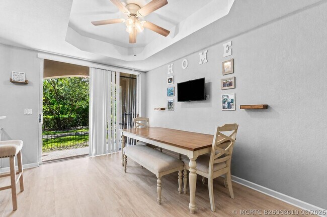 Foto del edificio - 2928 Hidden Hills Rd