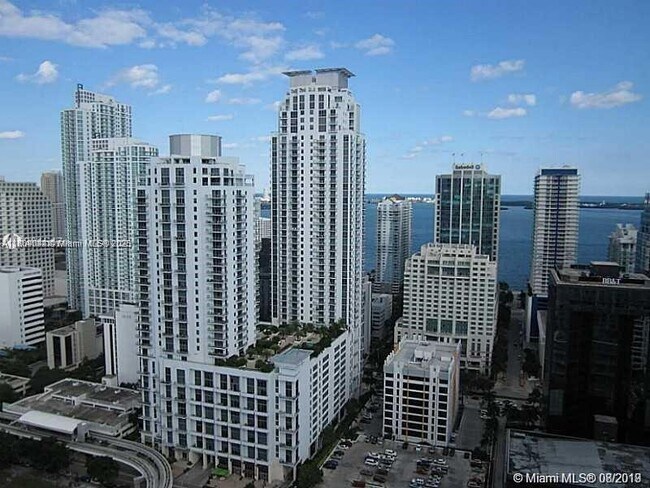 Building Photo - 1050 Brickell Ave
