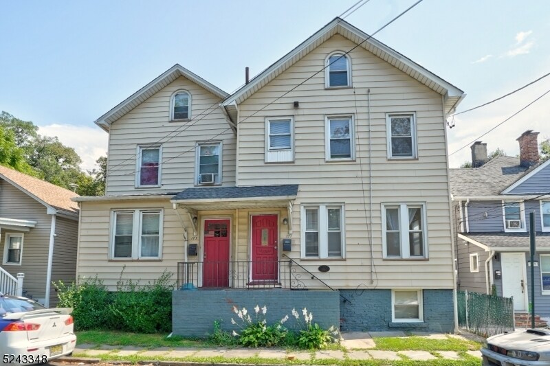 171 Spruce St, Bloomfield, NJ 07003 Townhome Rentals in Bloomfield NJ