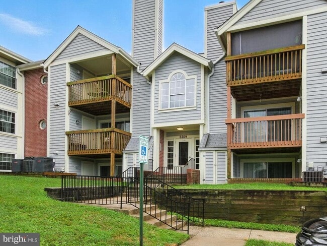 Building Photo - 6609 Rapid Water Way