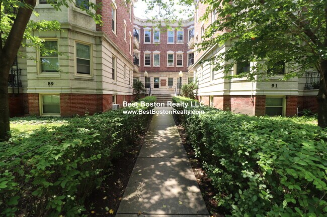 Foto del edificio - 89 Trowbridge St
