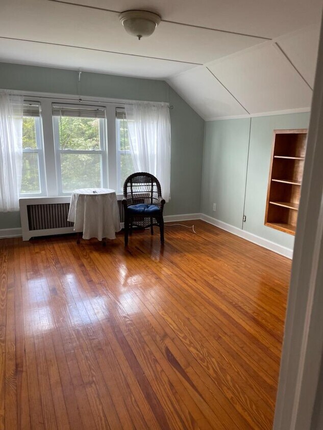 278 Ocean Ave Unit 2nd floor, Amityville, NY 11701 Apartments in Amityville, NY