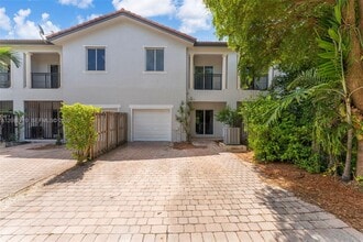 Building Photo - 11245 SW 231st Ln