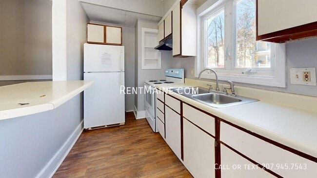 Building Photo - 75 Ohio St