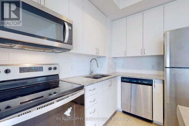 Photo du bâtiment - 3220 Sheppard Ave E