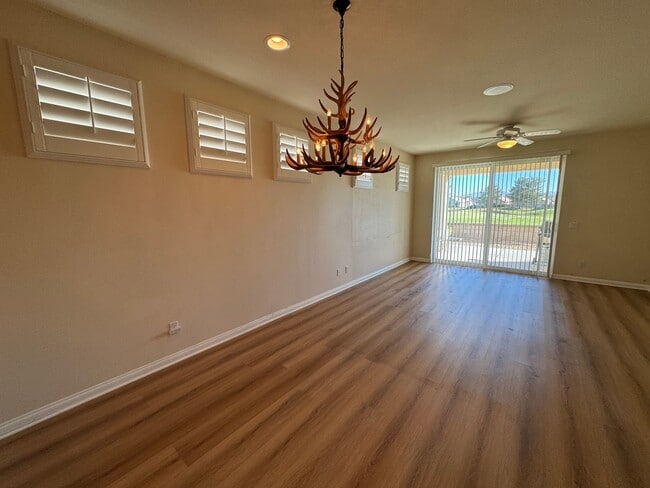 Foto del edificio - JUST REDUCED! Apple Valley 55 + Senior Resort Living Community of Sun City Del Webb