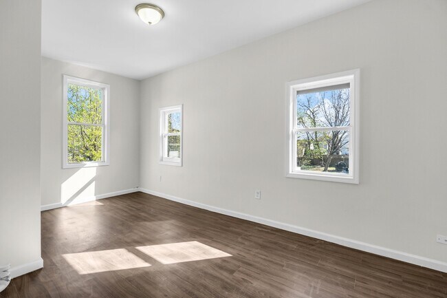 Foto del edificio - 478 Bath Ave