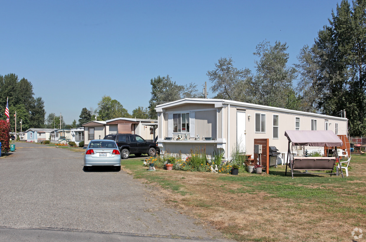 Alpine Mobile Home Park - Apartments in Puyallup, WA | Apartments.com