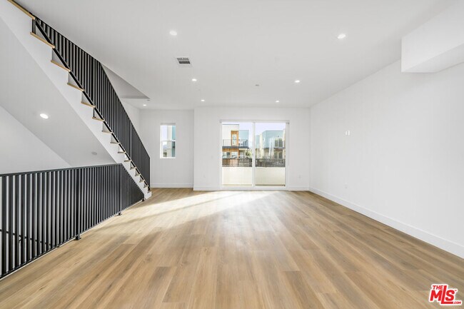 Foto del edificio - 10805 Morrison St