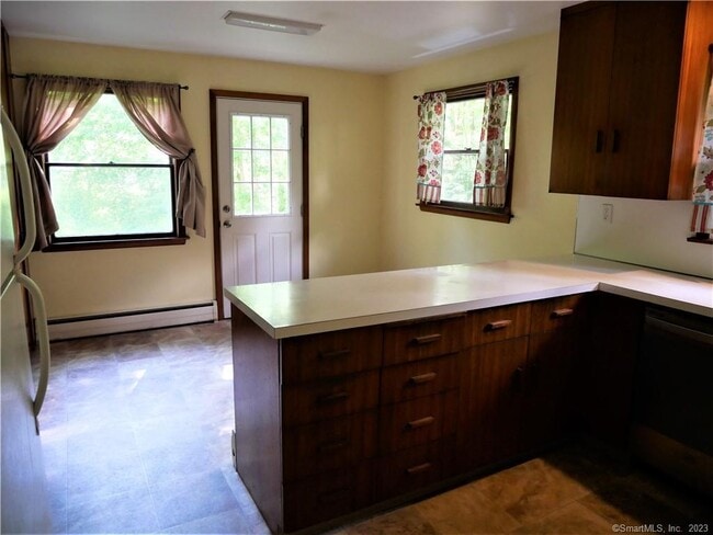 Building Photo - 89 Birchwood Heights Rd
