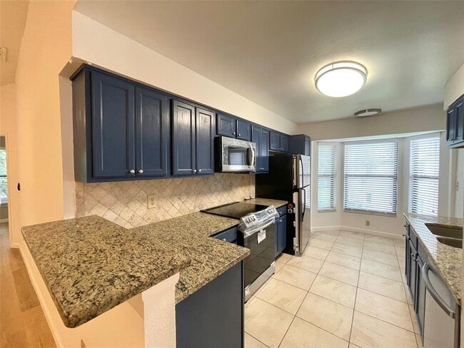 Building Photo - 7531 Sugar Bend Dr