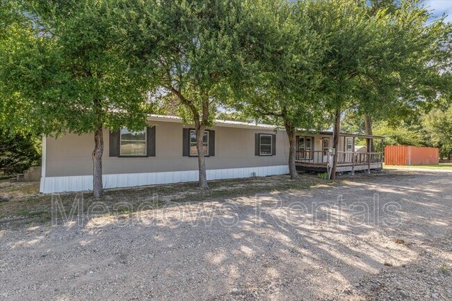 Building Photo - 811 Winchester Dr