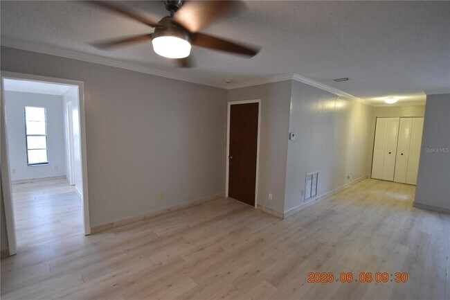 Foto del edificio - 12217 104th Ln