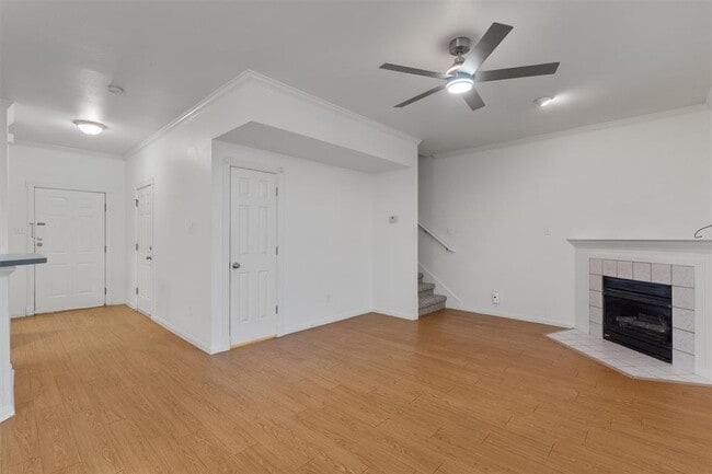 Building Photo - 2913 Whisper Oaks Ln