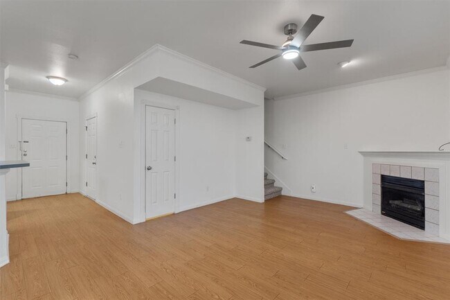 Foto del edificio - 2913 Whisper Oaks Ln