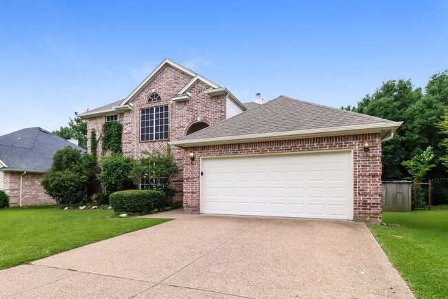 Building Photo - 703 Biscayne Dr