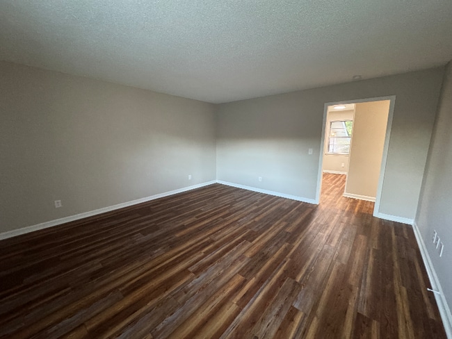 Building Photo - 4706 Metro Park Ln