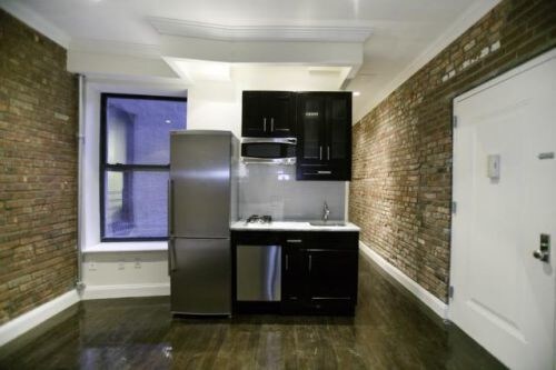 Primary Photo - 323 2nd Ave
