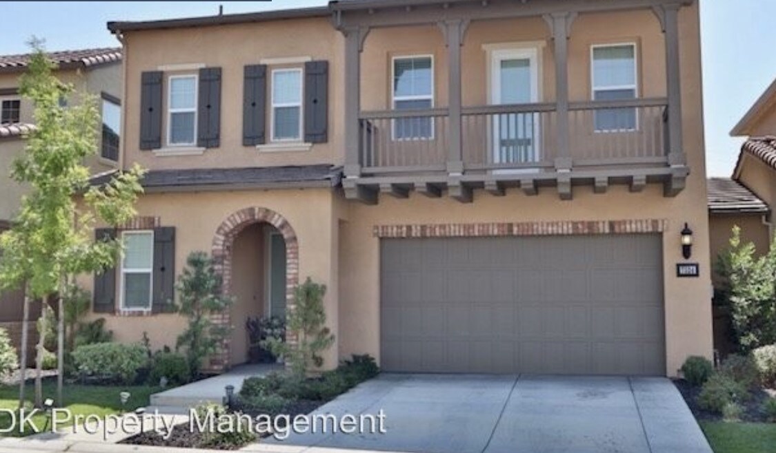 Primary Photo - 7524 Pesaro Dr